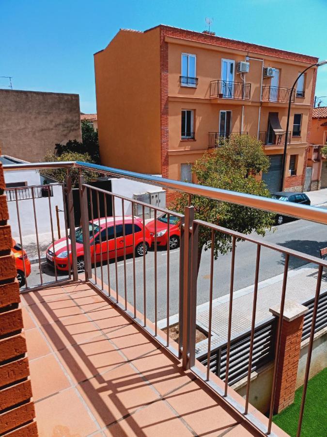 Chalet Amplio Con Jardin Y Zona Barbacoa. ريوس المظهر الخارجي الصورة